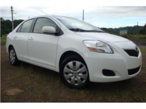 TOYOTA YARIS 2012