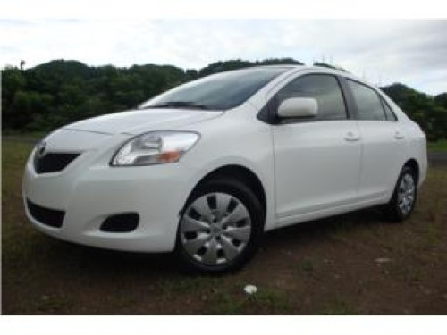 TOYOTA YARIS 2012