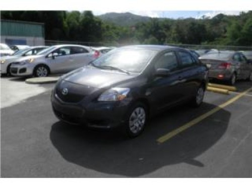 TOYOTA YARIS 2012