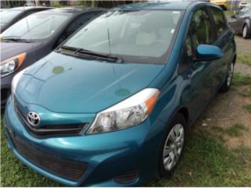 TOYOTA YARIS 2013 CON PAGOS DESDE $249