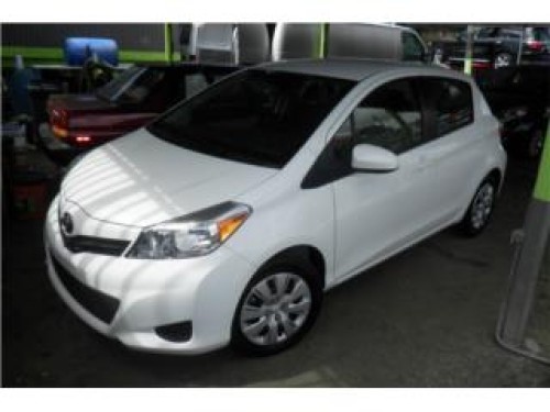 TOYOTA YARIS AÃ?O 2013