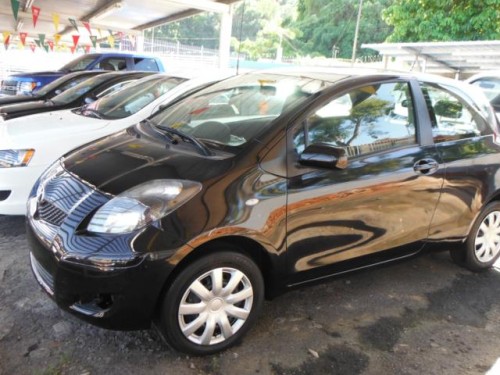 TOYOTA YARIS SIN PRONTO