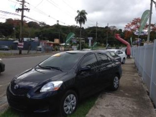 TOYOTA YARIS2012NUEVECITOS AHORRA $