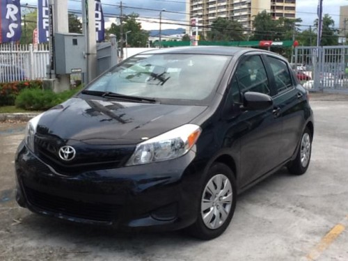 TOYOTA YARIS2013COMO NUEVA