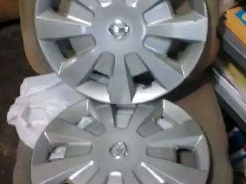 Tapa Bocinas originales de NIssan Tiida 2008