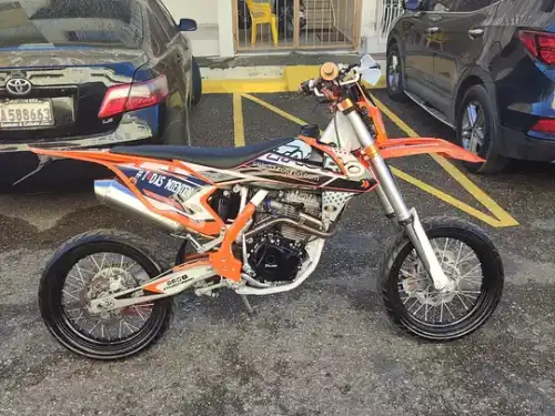 Tauro Super Moto 2022
