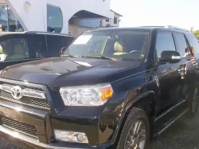 Toyota 4 Runner  2010