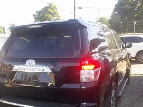 Toyota 4 Runner  2010