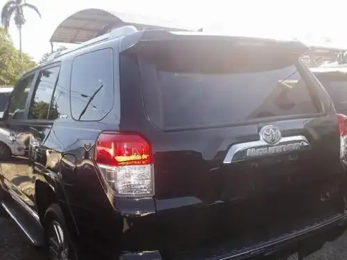 Toyota 4 Runner  2010