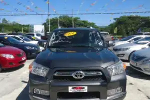 Toyota 4 Runner  2010