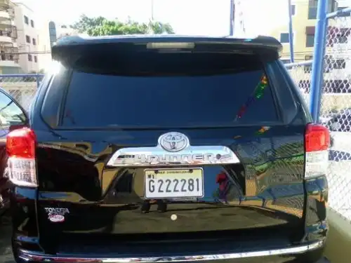 Toyota 4 Runner  2010