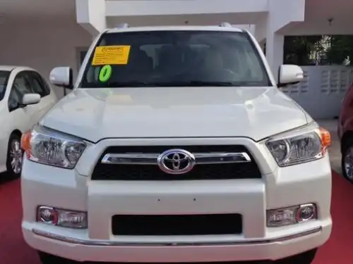 Toyota 4 Runner  2010