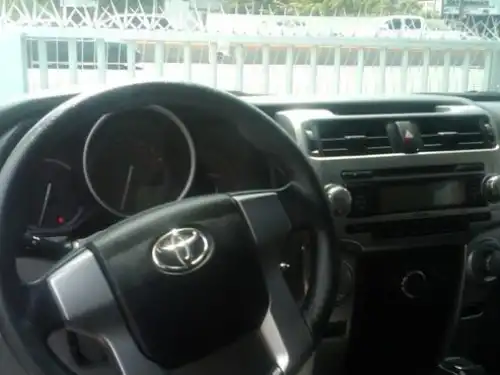 Toyota 4 Runner  2010