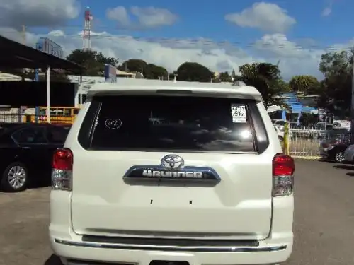 Toyota 4 Runner  2011