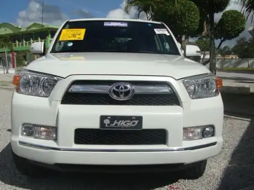 Toyota 4 Runner  2011