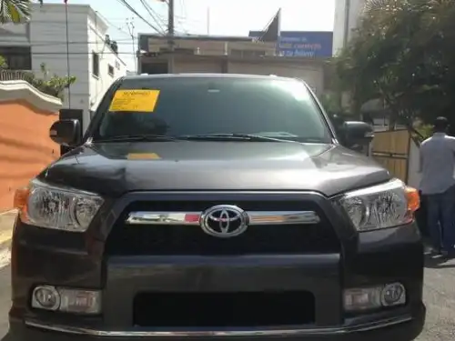 Toyota 4 Runner  2011