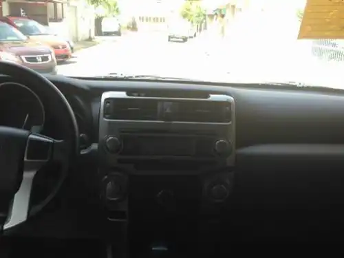Toyota 4 Runner  2011