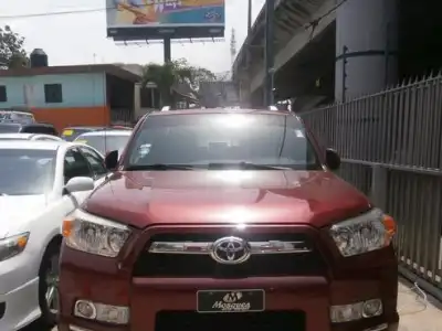 Toyota 4 Runner  2011