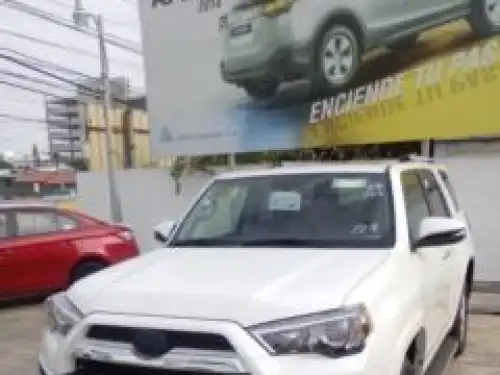 Toyota 4 Runner  2015