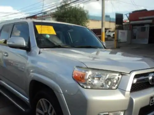 Toyota 4 Runner Limited 2010