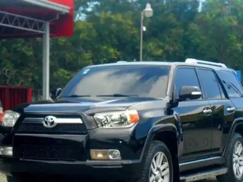 Toyota 4 Runner Limited 2010