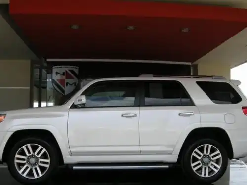 Toyota 4 Runner Limited 2010
