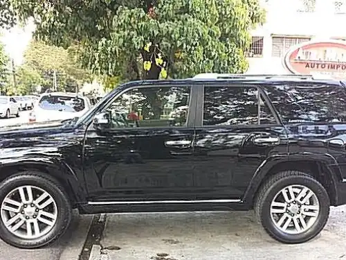 Toyota 4 Runner Limited 2010