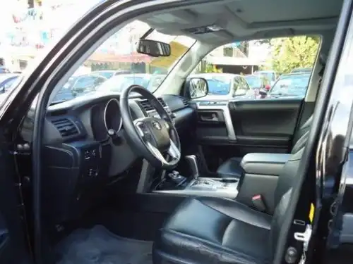 Toyota 4 Runner Limited 2011
