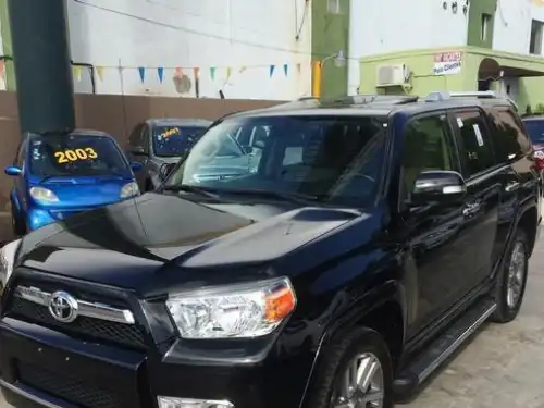 Toyota 4 Runner Limited 2011
