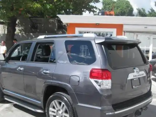 Toyota 4 Runner Limited 2011