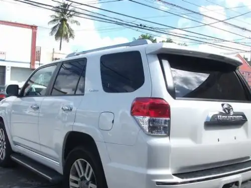 Toyota 4 Runner Limited 2011