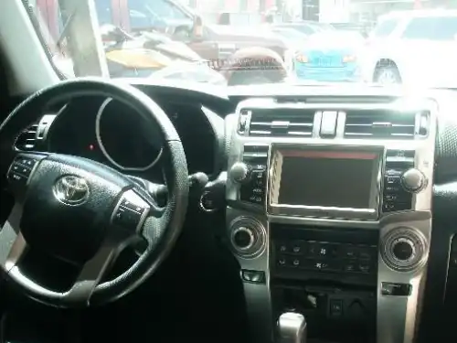 Toyota 4 Runner Limited 2011