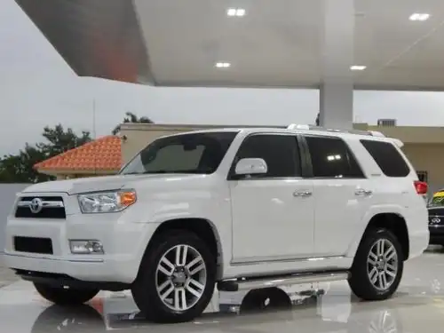 Toyota 4 Runner Limited 2011