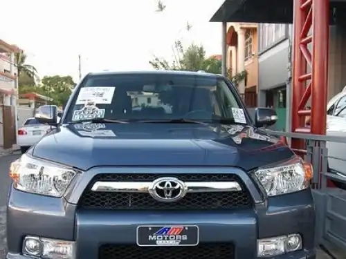 Toyota 4 Runner Limited 2011