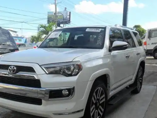 Toyota 4 Runner Limited 2014