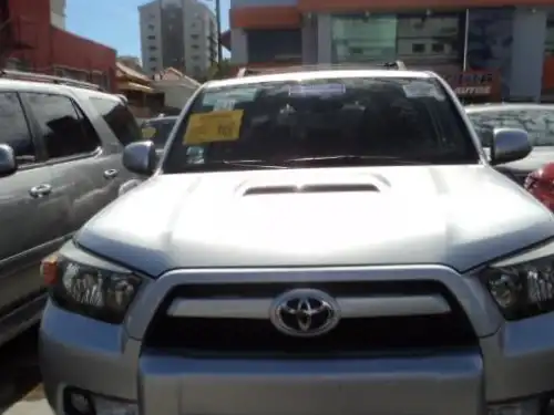 Toyota 4 Runner SR5 2010