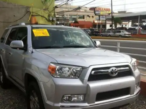 Toyota 4 Runner SR5 2010