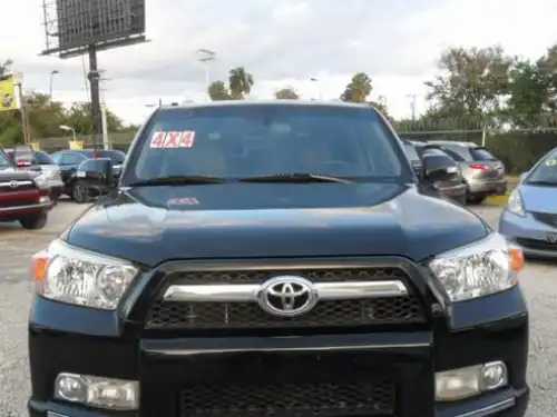 Toyota 4 Runner SR5 2011