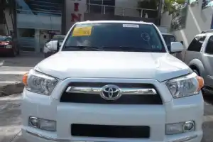 Toyota 4 Runner SR5 2011