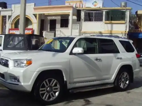 Toyota 4Runner Limited 2010