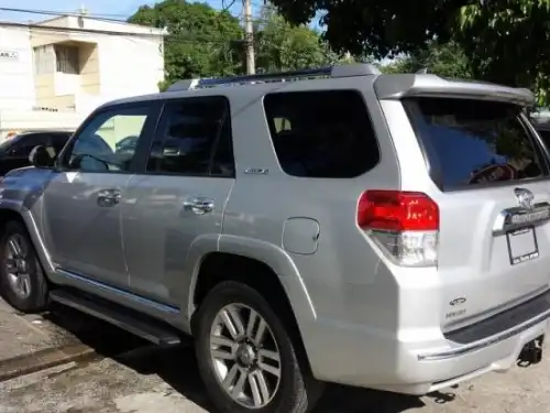 Toyota 4Runner Limited 2010