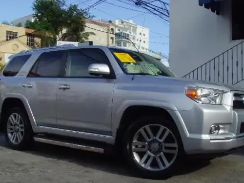 Toyota 4Runner Limited 2011