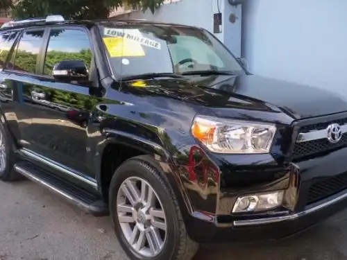 Toyota 4Runner Limited 2011