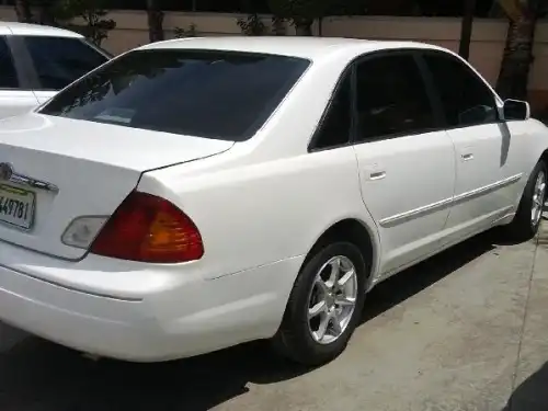 Toyota Avalon  2001  