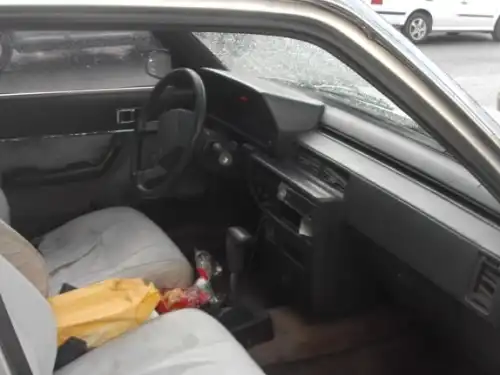 Toyota Camry 1986 Gris