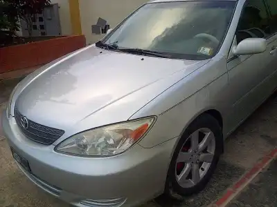 Toyota Camry 2004 Semi Full Nitido