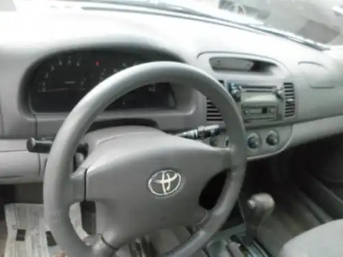 Toyota Camry LE 2003