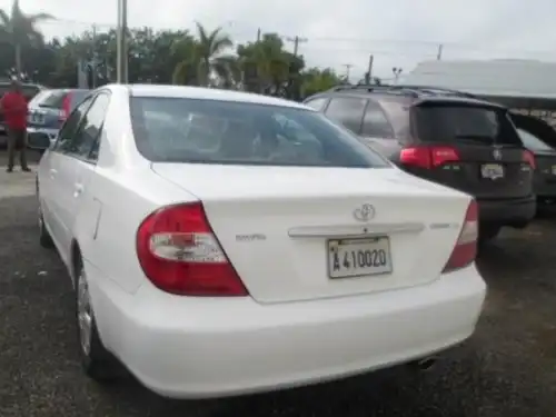 Toyota Camry LE 2003