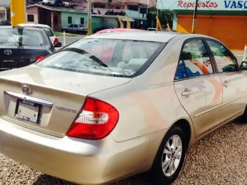 Toyota Camry LE 2003