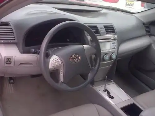 Toyota Camry LE 2009